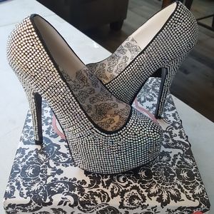 Bordello Teeze platform